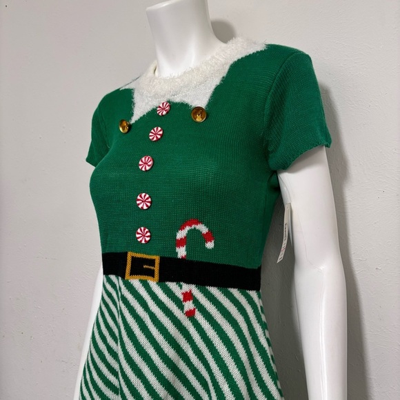 Juniors ELF SWEATER DRESS size M
7-9 NWT - Picture 5 of 7